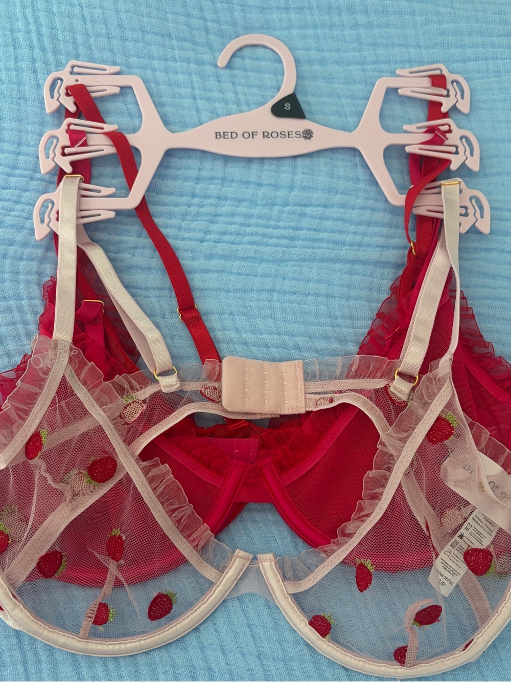 Bed of Roses 3 Pack Underwire Bras Strawberry Ruffle Small